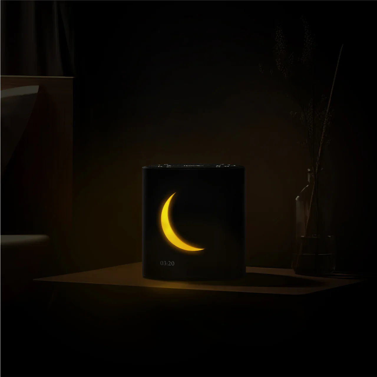 SOUND SLEEP MOON DREAM SOUND MACHINE & CLOCK